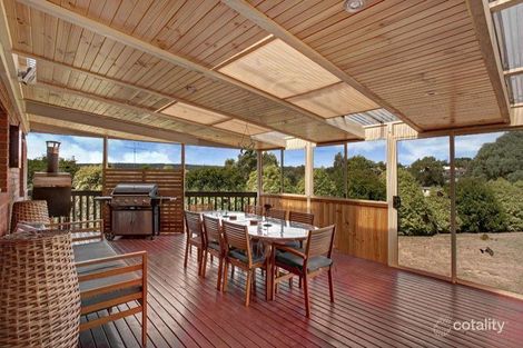 Property photo of 10 Kooralinga Drive Wandong VIC 3758