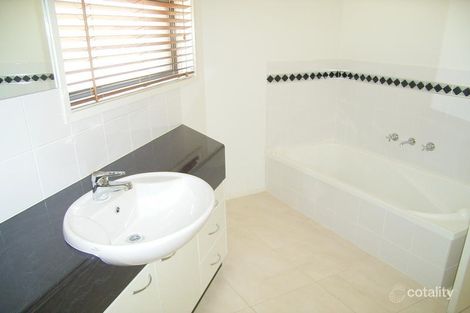 Property photo of 23 Irkara Drive Kennington VIC 3550