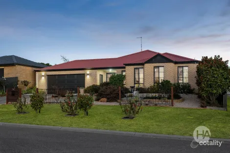 28 MOORHEAD AVE, MORNINGTON, VIC 3931