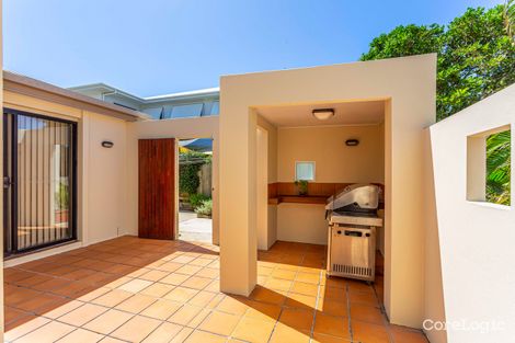 Property photo of 15 Seafarer Court Castaways Beach QLD 4567