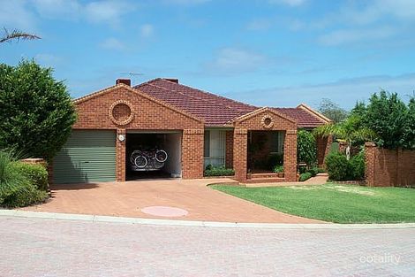2 Thor Ct, Ocean Reef, WA 6027