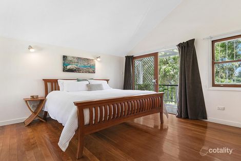 Property photo of 5 William Parade Fairfield QLD 4103