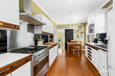 Property photo of 33 Moreton Bay Drive Highton VIC 3216