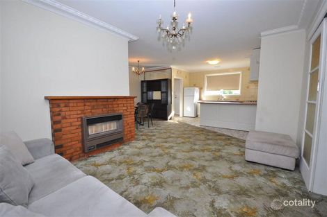 Property photo of 14 Roberts Road Airport West VIC 3042