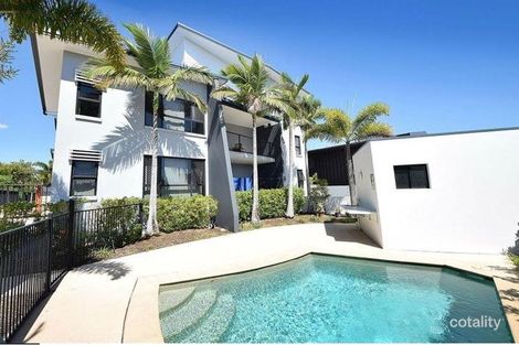 Property photo of 3/2104 Gold Coast Highway Miami QLD 4220