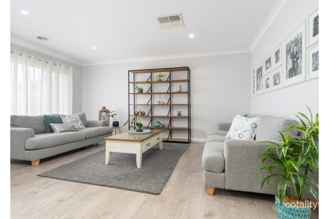 Property photo of 3 Hardie Court Wodonga VIC 3690