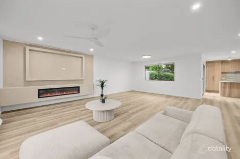 Property photo of 83 Silver Glade Drive Elanora QLD 4221
