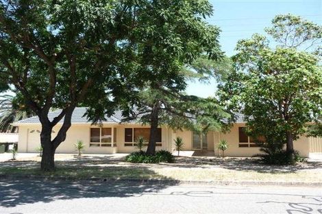 7 Avis Ct, Valley View, SA 5093