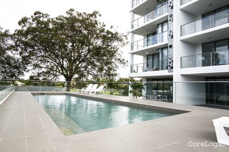 Property photo of 378 Marine Parade Labrador QLD 4215