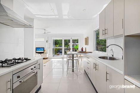 Property photo of 32 Blenheim Avenue Berkeley Vale NSW 2261