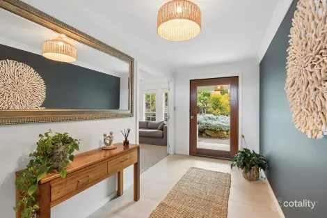 Property photo of 22 Sumner Circuit Terrigal NSW 2260