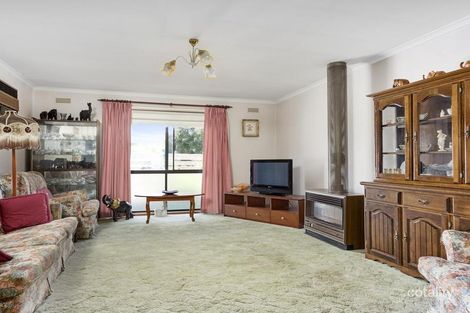 Property photo of 34 Olympic Parade Kangaroo Flat VIC 3555