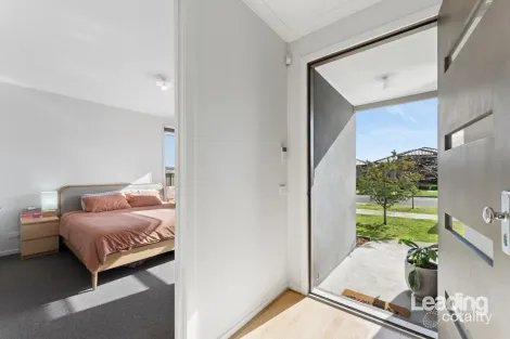Property photo of 7 Silver Drive Diggers Rest VIC 3427