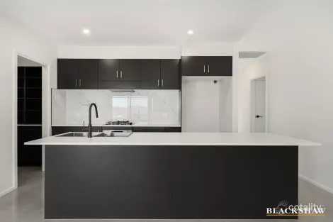 Property photo of 84 Oxalis Crescent Tralee NSW 2620