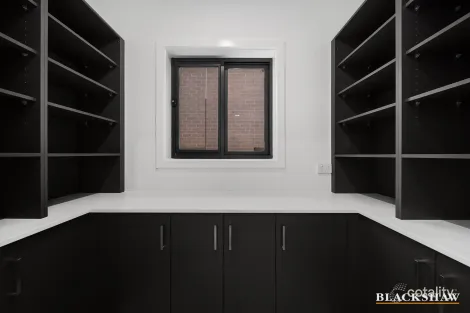 Property photo of 84 Oxalis Crescent Tralee NSW 2620