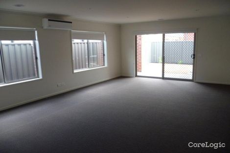 Property photo of 12 Ciliata Street Cranbourne North VIC 3977