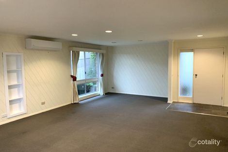 Property photo of 18 Fenton Street Warrnambool VIC 3280