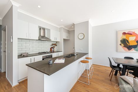 Property photo of 19 Wonderland Road Werribee VIC 3030