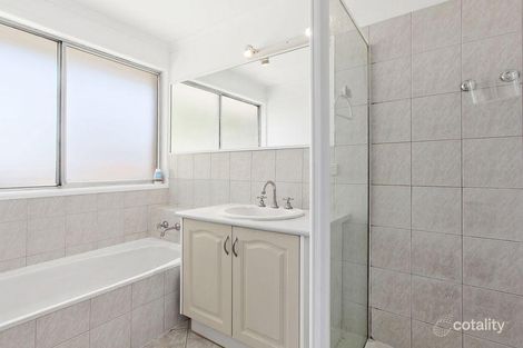 Property photo of 61 Essex Park Drive Endeavour Hills VIC 3802