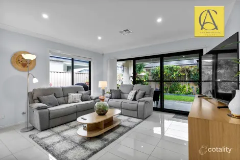 Property photo of 18 Norfolk Boulevard Spring Farm NSW 2570