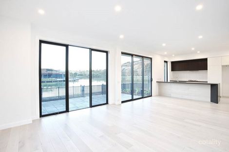 Property photo of 8 Boardwalk Place Keilor East VIC 3033