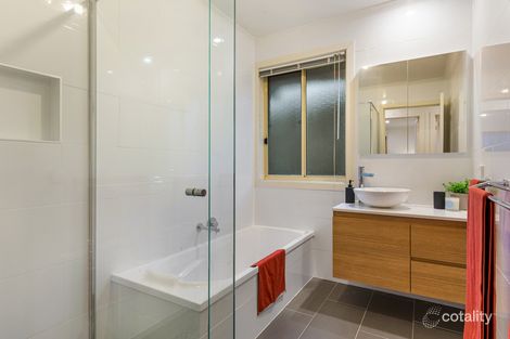 Property photo of 2/261 Forest Road Boronia VIC 3155