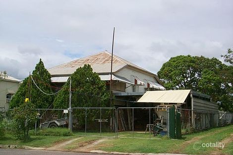 5 Fourth Ave, South Townsville, QLD 4810