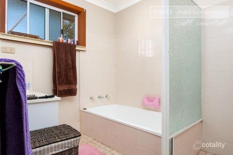 Property photo of 11 Matheson Place Estella NSW 2650