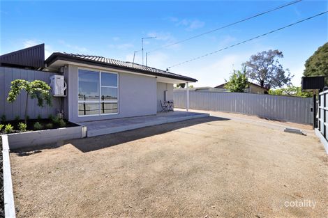 Property photo of 51 Erinbank Crescent Westmeadows VIC 3049