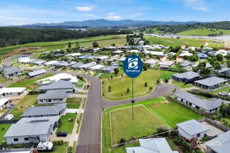 2 Walker Cl, Yungaburra, QLD 4884