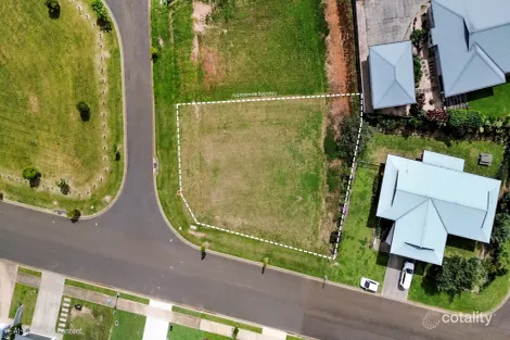 Property photo of 2 Walker Close Yungaburra QLD 4884