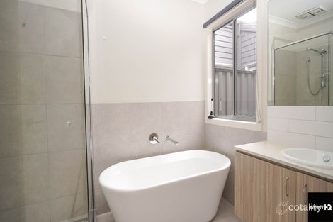 Property photo of 12 Leo Avenue Tarneit VIC 3029