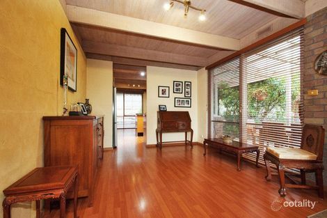 Property photo of 9 Eastwood Crescent Mooroolbark VIC 3138