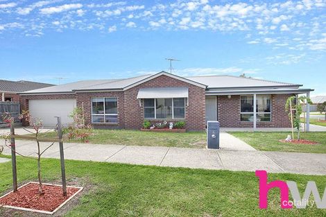6 Carradale St, Waurn Ponds, VIC 3216