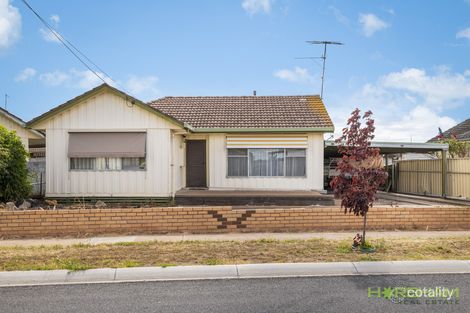 Property photo of 17 Hennessy Street Horsham VIC 3400