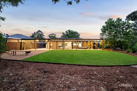 5 Dilkara Ct, Frankston, VIC 3199