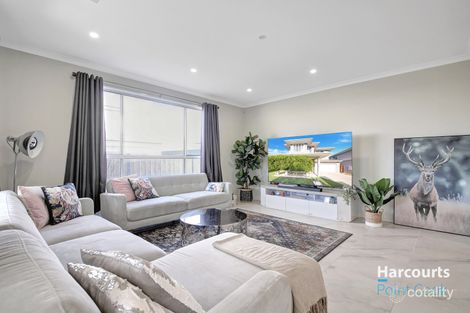 Property photo of 8 Hanover Street Point Cook VIC 3030