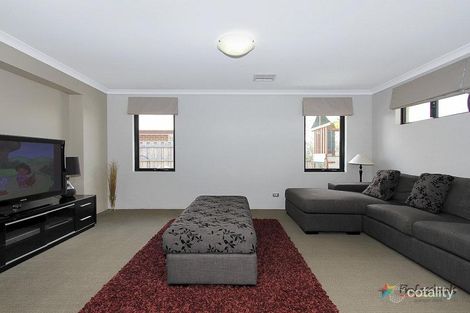 Property photo of 6 Althrop Way The Vines WA 6069