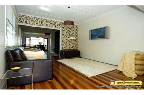 Property photo of 42 Pear Street Greenslopes QLD 4120