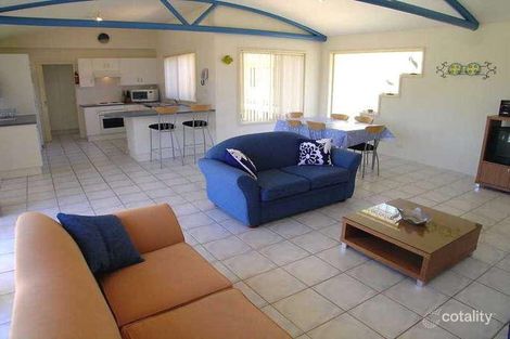 Property photo of 2/10 Boulder Bay Road Fingal Bay NSW 2315