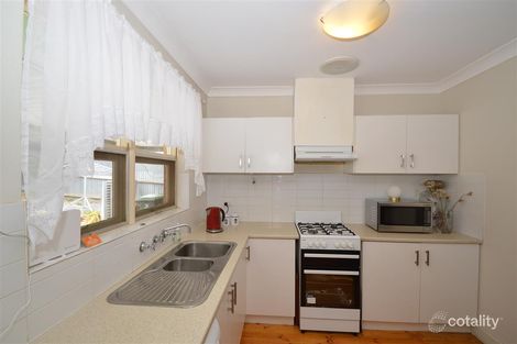 Property photo of 13 Richard Avenue Hackham SA 5163