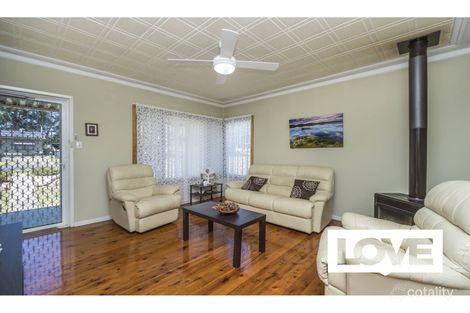 Property photo of 16 Long Crescent Shortland NSW 2307