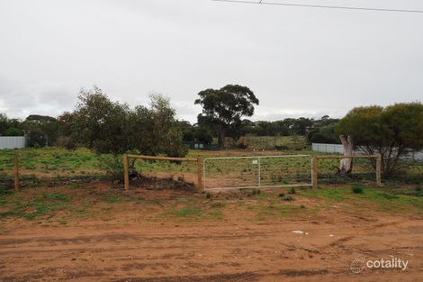 1 Karoonda Rd, Murray Bridge East, SA 5253