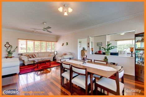 1 Coleridge St, Stafford Heights, QLD 4053