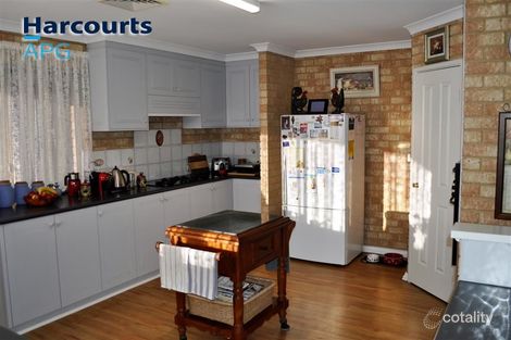 Property photo of 12 Winthrop Avenue College Grove WA 6230