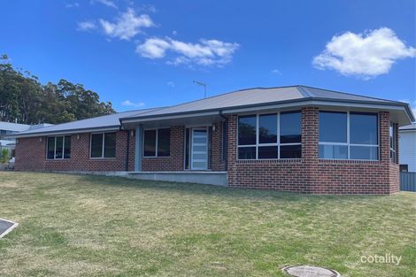 Property photo of 31 Explorer Drive Turners Beach TAS 7315