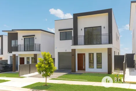 Property photo of 12 Rosoff Avenue Leppington NSW 2179