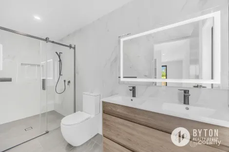 Property photo of 10 Rosoff Avenue Leppington NSW 2179