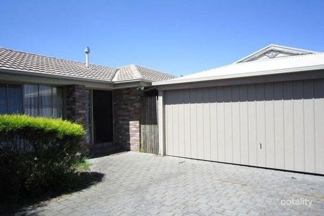 2/4 Silverton Ct, Craigieburn, VIC 3064