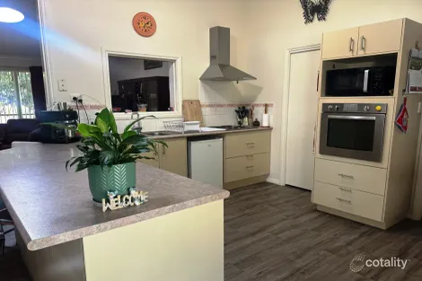 Property photo of 2 First Avenue Kendenup WA 6323